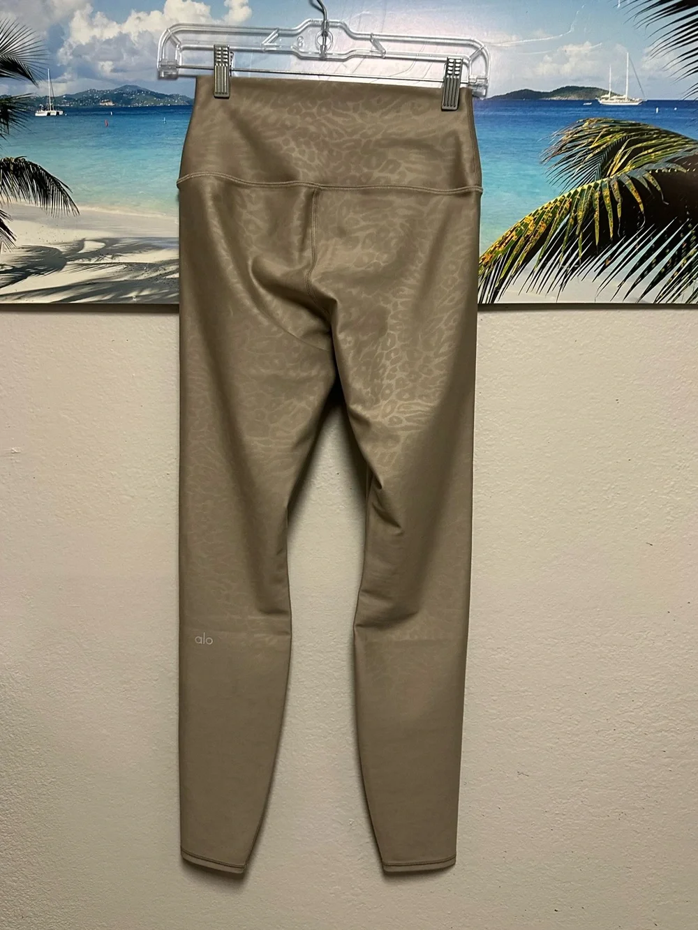$140 ALO Airlift High-Waist Leopard Leggings Tan Animal Print Hi-Rise Size Small